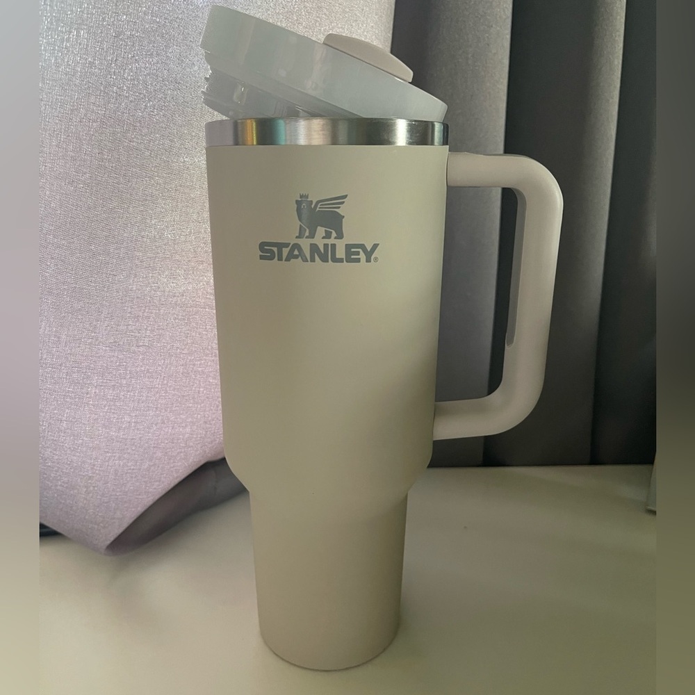 40oz stanley tumbler